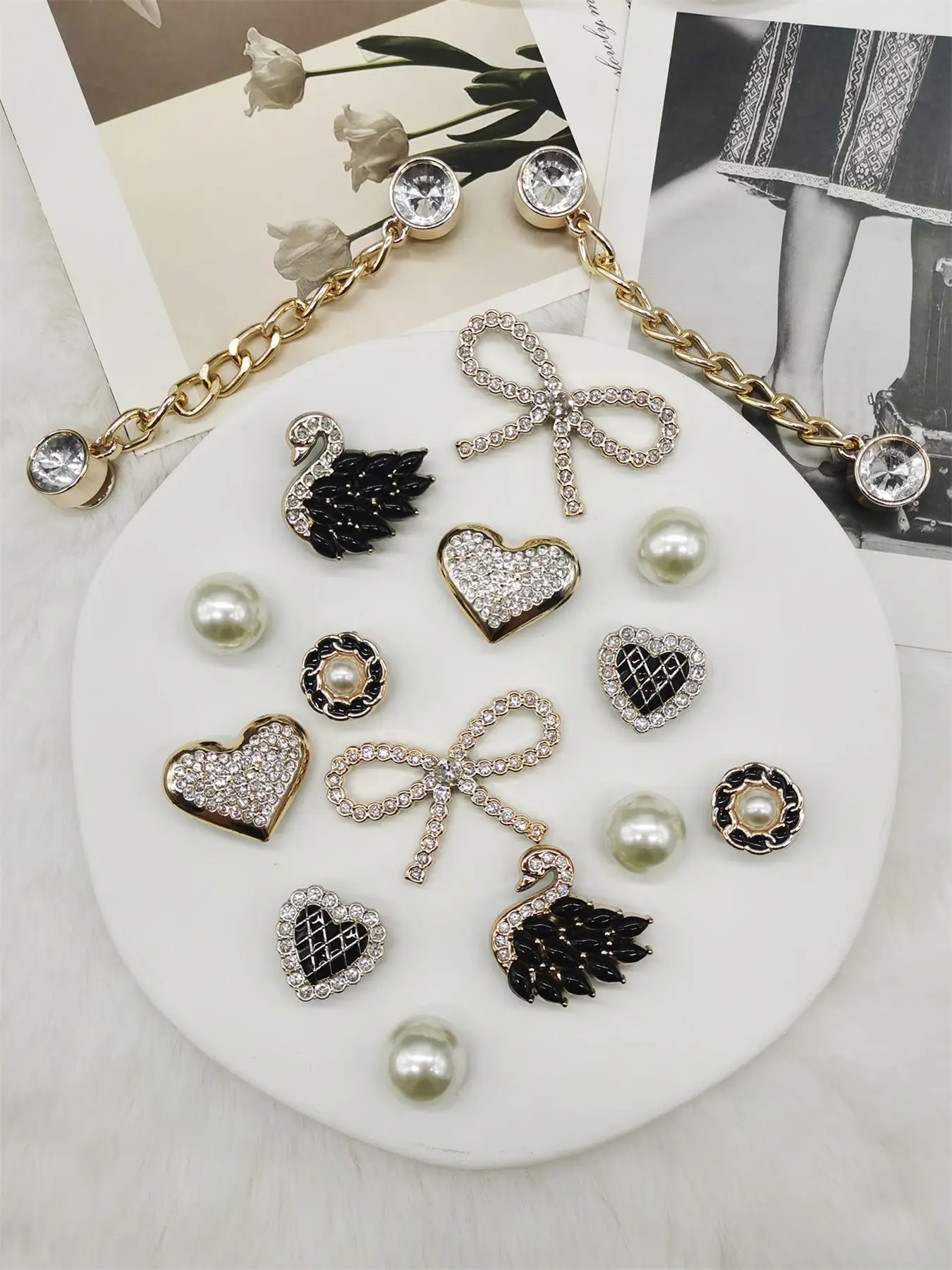 16PCS ABS Resin Swan Heart Shaped Shoe Charms, Cute Shoe Charms, Pearl Rhinestone Bowknot Shoe Decorations, Faux Bead Flower Decorative Shoe Accessories Fit Women Sandals Slippers Birthday Party Gifts, Shoe Embellishment Set, Shoes Not Included