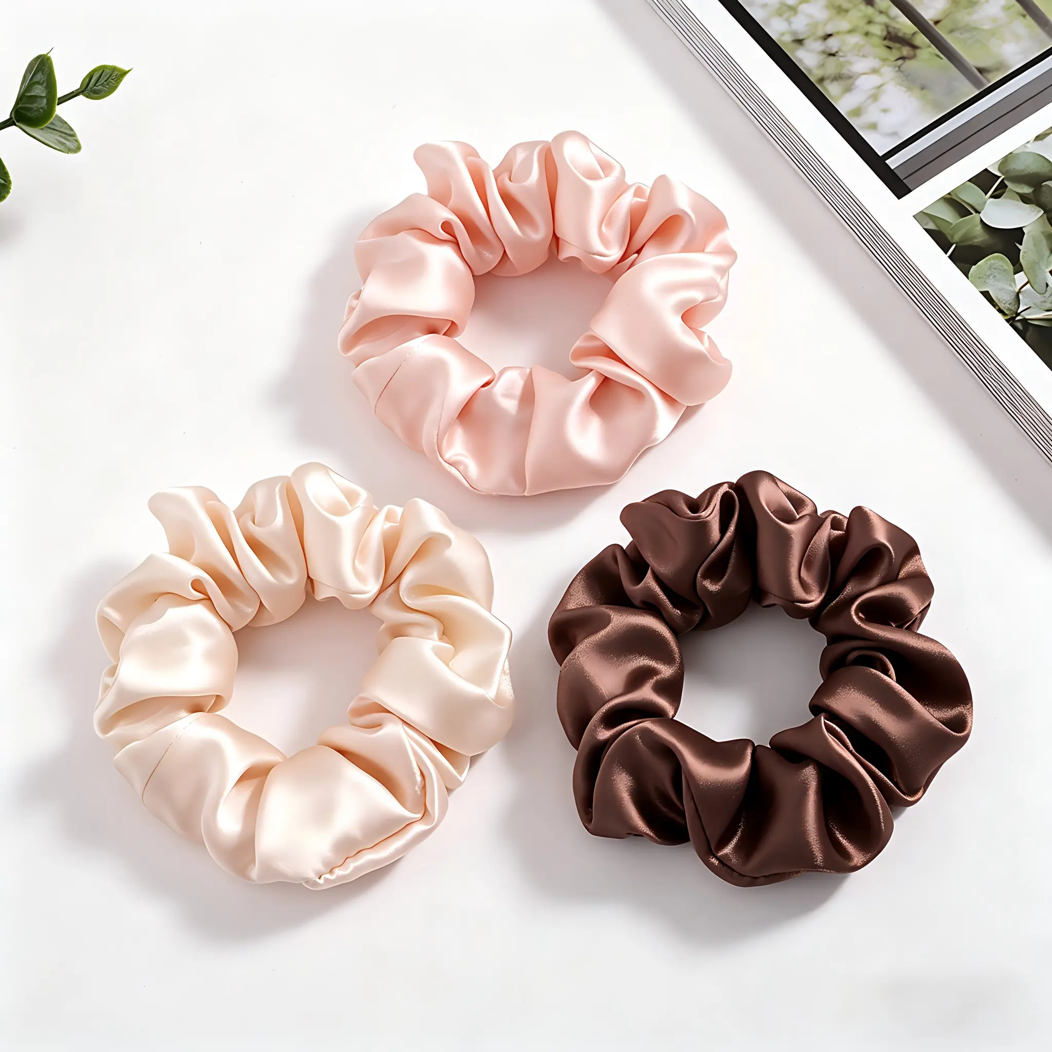 3Pcs Silk Hair Scrunchies Frizz Breakage Prevention 100% Mulberry Silk Hair Ties Elastic Ponytail Holders  Hairwraps Round Design Say goodbye to hair damage, hello to silky smooth styles Mini Styling Tool Kit