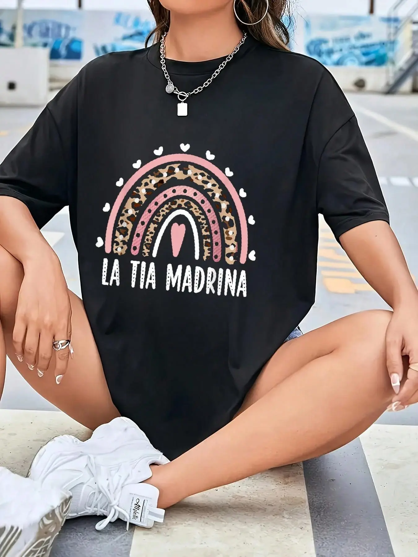Women's Chic La Tia Madrina Godmother Proposal Graphic Short-Sleeve T-Shirt - Soft Cotton, Casual Loose Fit, Round Neck, Machine Washable, Non-Bleachable, Layerable with Jackets, Party-Ready, All-Seasons Clothes