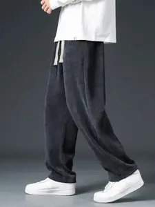 Men's Loose Fit Plain / Letter Patched Drawstring Waist Pants with Pocket Design, Casual Straight Leg Sweatpants, Spring & Fall Trousers for Men Outdoor Activities, Men Cargo Pants