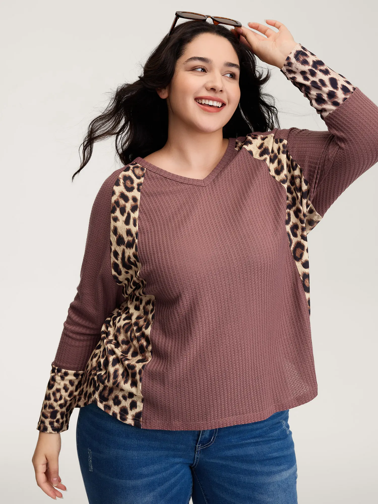 BloomChic Plus Size Women's Top, Leisure Leopard Contrast Raglan Long Sleeve V-Neck, Regular Fit Textured Pullover, Longsleeves