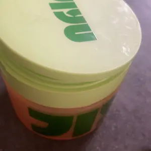 Product Review of Jiyu Korean Skincare Anti-Aging, Dark Spot & Wrinkle Minimizing Toner Pads with Snail Mucin, Centella Asiatica, Niacinamide, Peptide Complex - 100 ct. from 2** C**e t** L**e