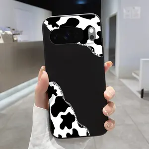 Rounded Edge TPU Phone Case for Google Pixel 10Pro XL 9A 8 7 Moo Print Design Pattern Drop Protection Shockproof Soft Liquid Silicone Smartphone Cover