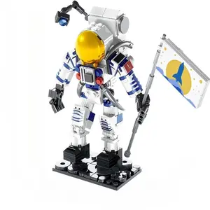 Astronaut Building Block Toy Set, 229 Pieces Space Explorer Model with Moving Joints, DIY Stem Construction Kit for Kids and Adults, Building Blocks Set