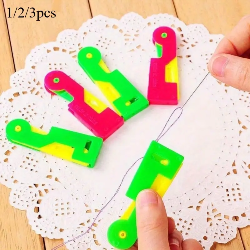 1/2/3pcs Automatic needle threader - Multi-functional plastic needle threader Sewing machine Thread threader random color
