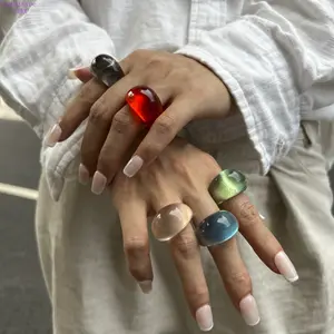 Transparent Colorful Resin Wide Curved Band Rings Retro INS Trendy Unique Niche Design Stackable Finger Rings Y2K Aesthetic Dainty Bold Fashion Jewelry Casual Stylish Accessories for Women Daily Party Street Vacation Outfit Layering Wear