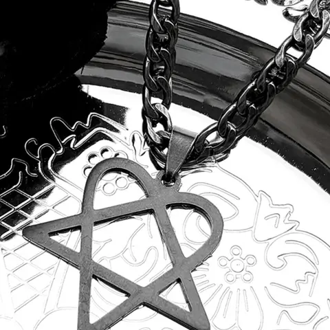 Goth Heartagram Star Pendant Necklace Love Heart Necklace for Women Men Stainless Steel Gun Black Rock Music Band HIM Fans Hip Hop Chain Heart Design Necklace Fashion Necklace Stainless Steel Necklaces