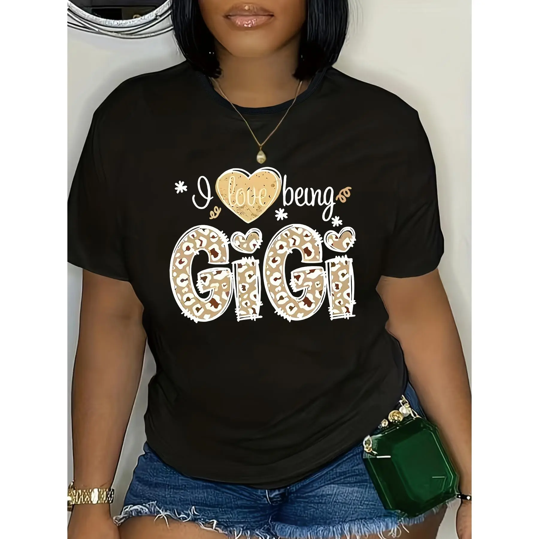 Women's "I Love Being Gigi" Graphic Print Short-Sleeve Pure Cotton Leopard Print Round Neck Casual Streetwear Top, Universal Fit Comfortable Heat Transfer T-shirt