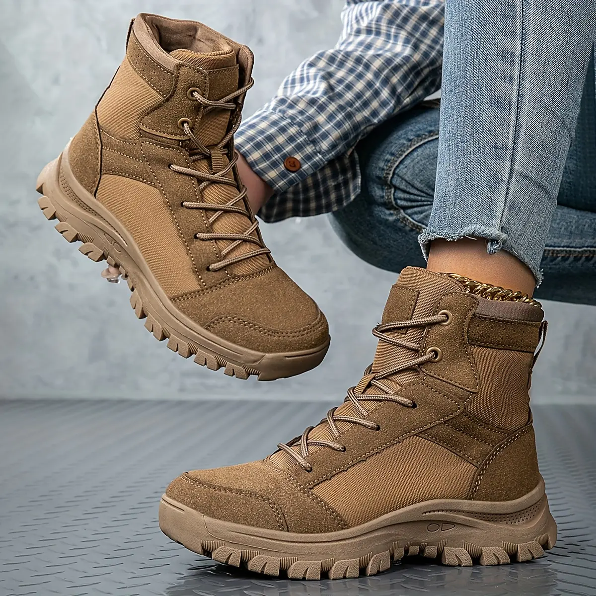 [Lightweight Desert Boots] Durable women's tactical boots outdoor work shoes with ankle support, enhanced grip TPR sole and breathable, suitable hiking, all seasons wear - stylish round toe design, strong, stylish and sturdy footwear