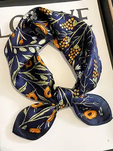 Vintage Plant Print Silk Scarf, Fashionable Multi-Purpose All Seasons Wear Shawl, Floral Pattern Shawl, Ideal for Outdoor Travel Dating Decoration, Versatile and Stylish
