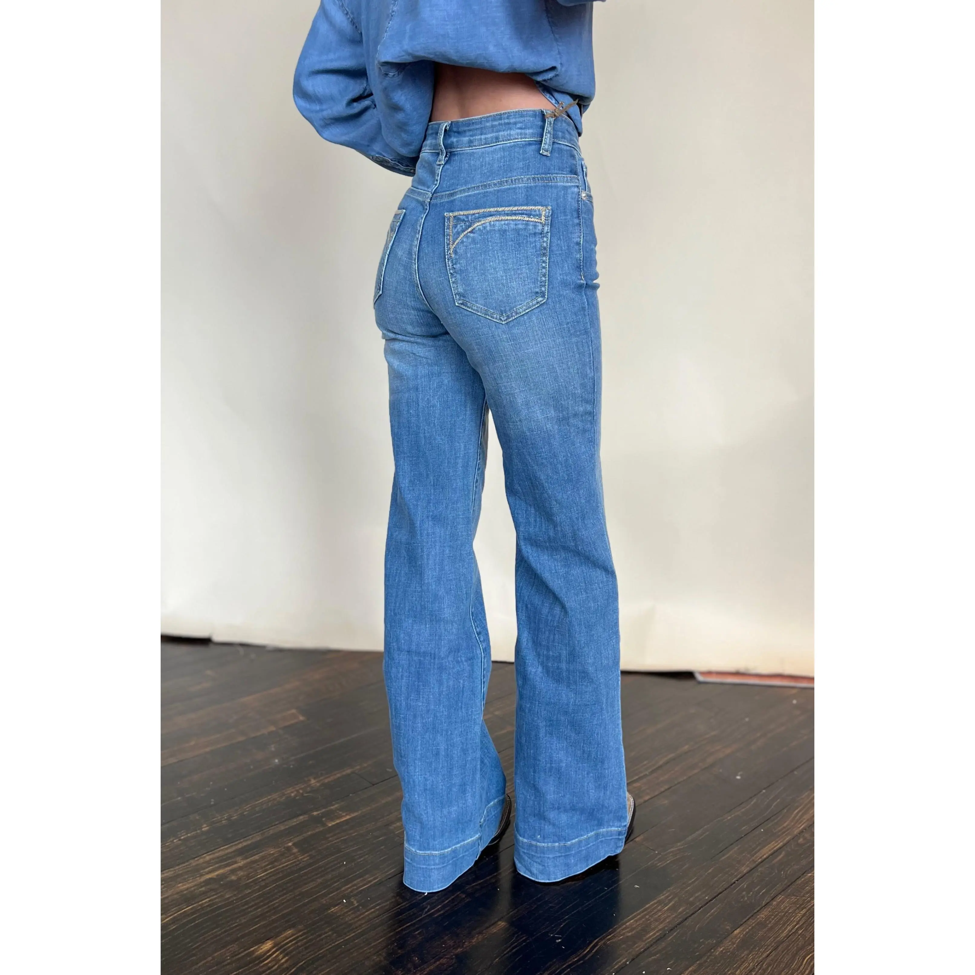 Stetson Women's Whitney Wide Leg Jeans - Stretchy 98% Cotton with High Waist, Light Wash Finish - Plus Size, XL & Extra Long Lengths