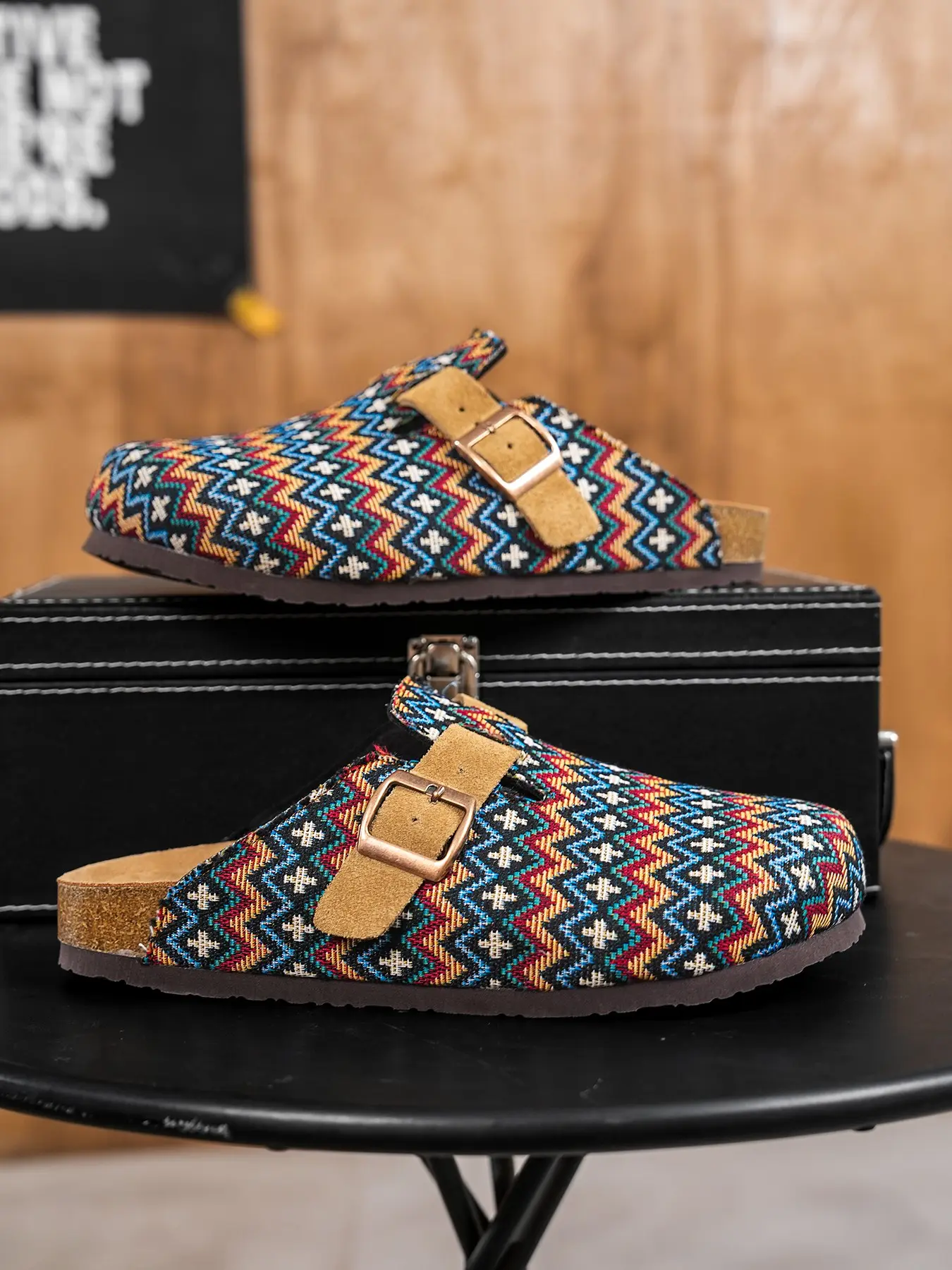 Unisex Boho Wave Pattern Sandals, Comfortable Walking & Hiking Shoes, Durable Daily Wear, Fashion Casual Mules, All-Season Footwear, Casual Shoes Clogs, Fashionable Trendy Clogs