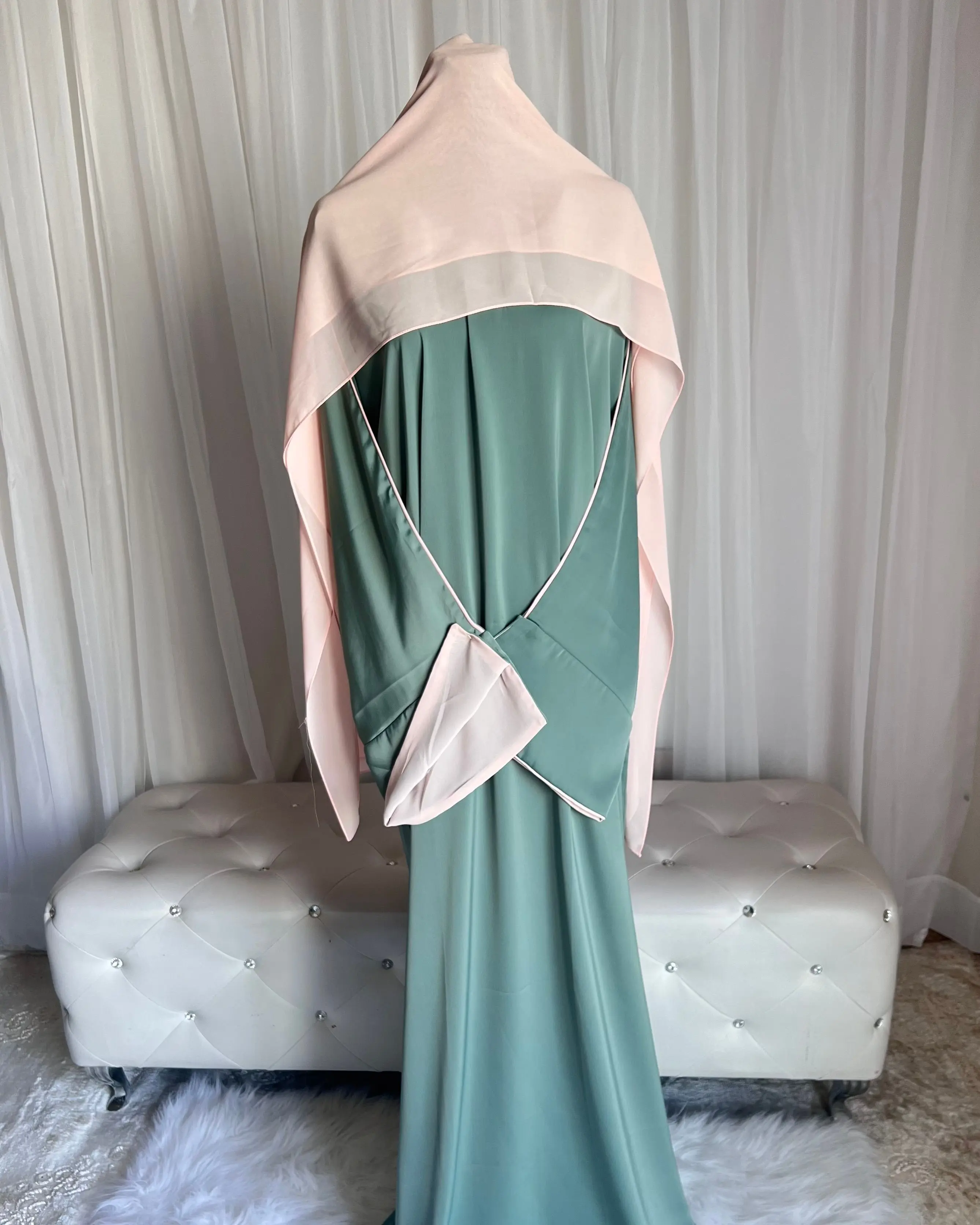 Amora Closed Abaya