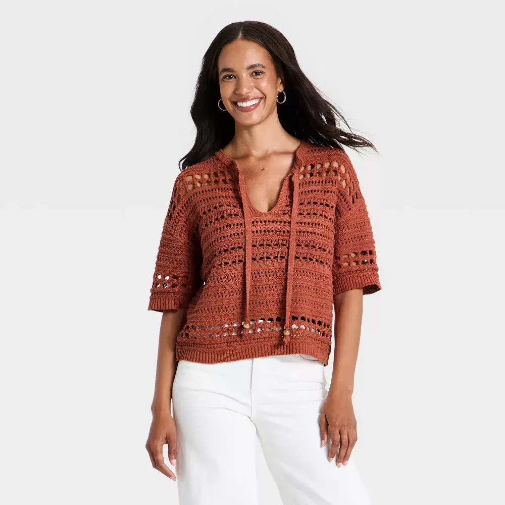Women's Short Sleeve Keyhole Neck Pullover Sweater - Universal