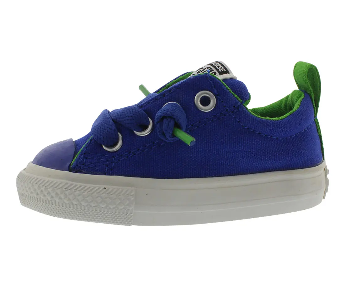 Converse Chuck Taylor Street Low-Top Canvas Slip-On Sneakers for Infants-Toddlers, Easy On/Off Casual Shoes, Single Shoe