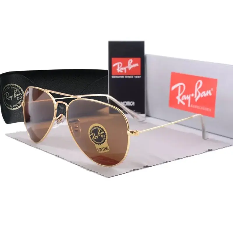Ray-Ban Classic Aviator Sunglasses for Men Women, Gold Metal Frame Gradient Lens Fashion Eyewear for Daily Wear