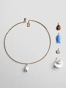 Kacey Removable Charm Collar Necklace - Gold/Pearl