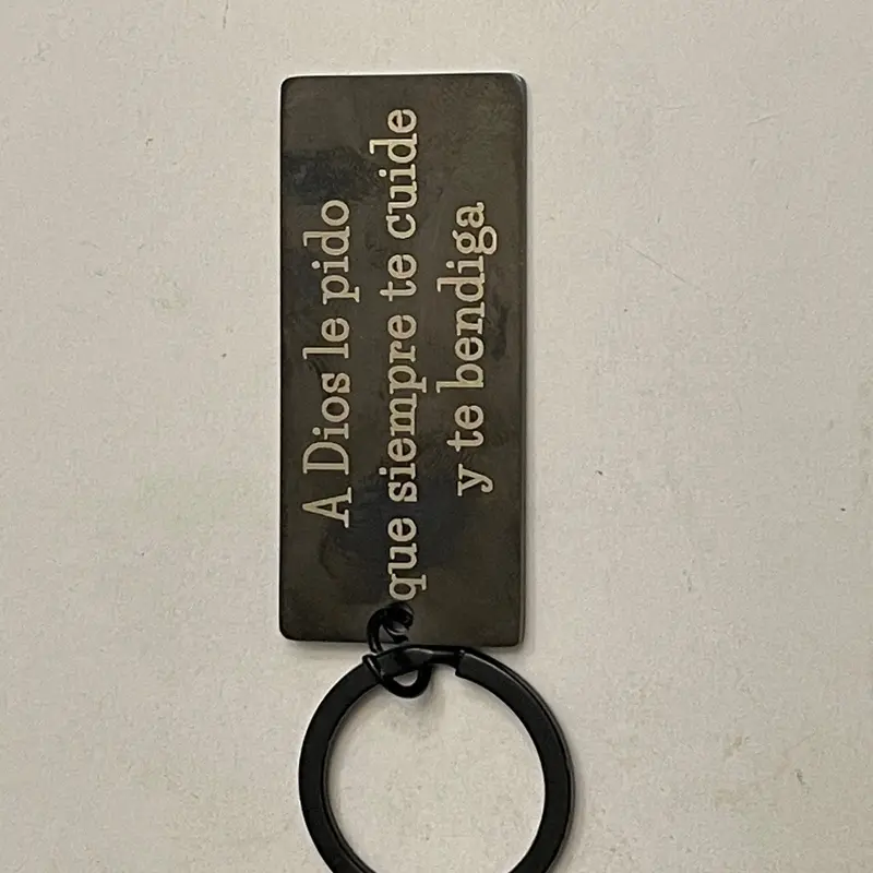 Religious Key Chain "Dios Te Cuide" - A Dios Le Pido Que Siempre Te cuide y Te Bendiga - Inspirational Message Keychain