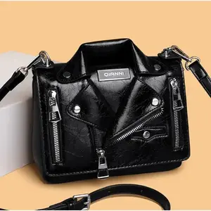 New personality clothing bag Fashion riveted single shoulder crossbody bag small square