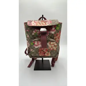 Pre-owned GUCCI Leather Luxury Bags & Accessories GG Supreme Blooms Single Buckle Backpack Date Code: 410544200047