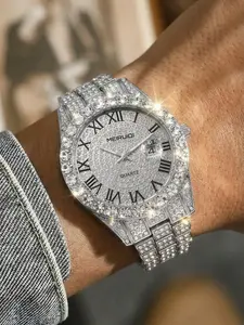 Men's Trendy Silver Color Moissanite Quartz Watch, Full Diamond Round Dial, Calendar Window, Perfect for Parties & Daily Wear, Includes Gift Box