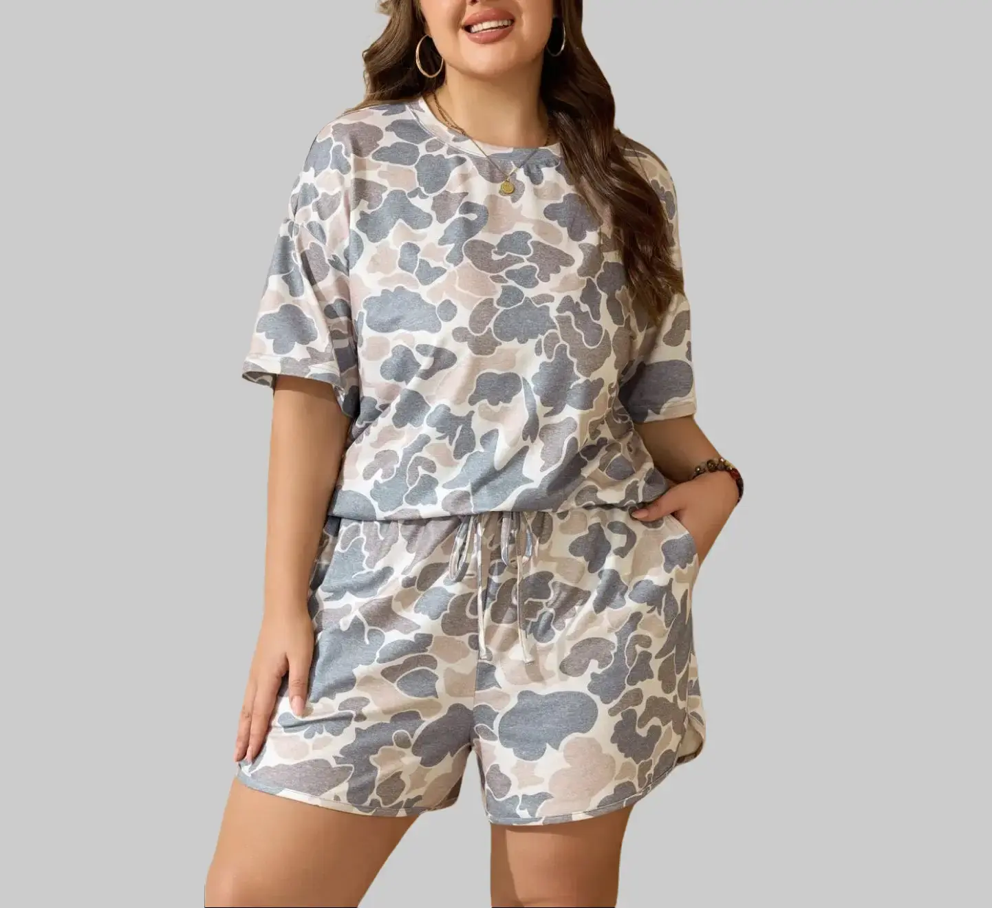 S-4X Plus Size Camouflage Print 2-Piece Outfit for Women, Oversize Loose Short Sleeve Tee and Drawstring Shorts, Up to 4XL, Stretchy 95% Polyester Blend,  Loungewear Set,Short Sleeve Loose Fit T-Shirt & Drawstring Shorts, Up to 4XL, sweatsuit