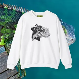 MOSS, Iguana's Stare: Unisex Heavy Blend™ Crewneck Sweatshirt