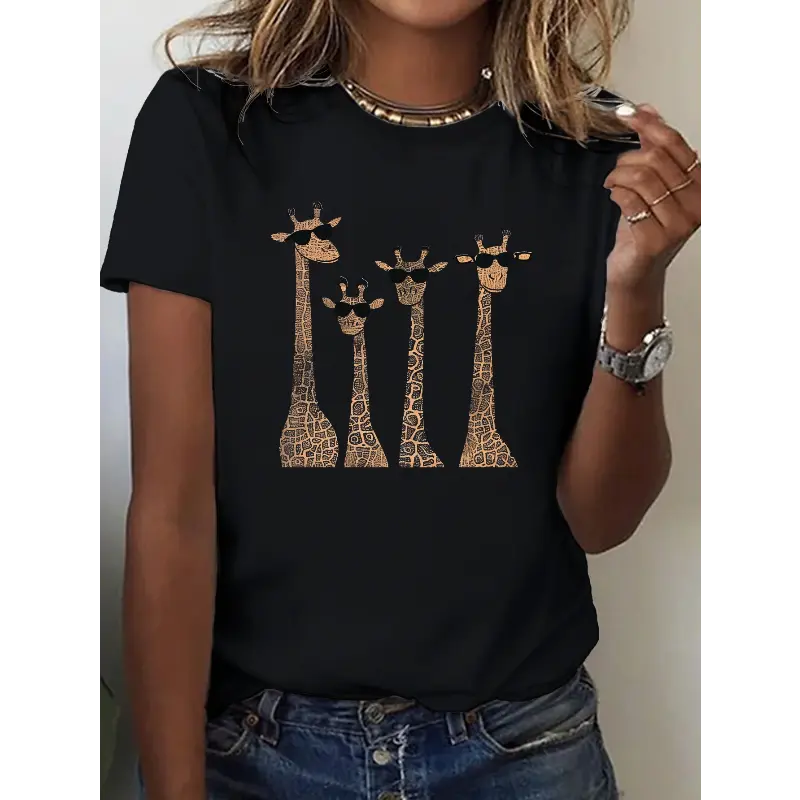 Cute Giraffe Printed T-shirt, women'S T-shirt, casual short sleeved T-shirt