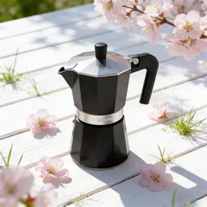 SIVAPHE Classic Italian Aluminum Moka Pot is suitable for use on gves, ceramic cooktops, and induction cooktops. Featuring a traditional design and manual operation, it is lightweight and portable, Perfect for making coffee at home, office, camping