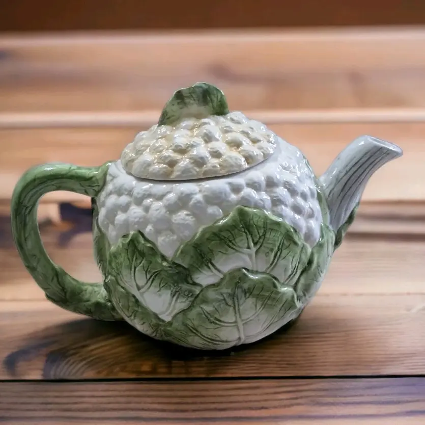 Fitz and Floyd cauliflower ceramic teapot