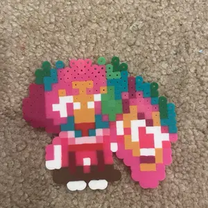 Crk hollyberry cookie perler bead
