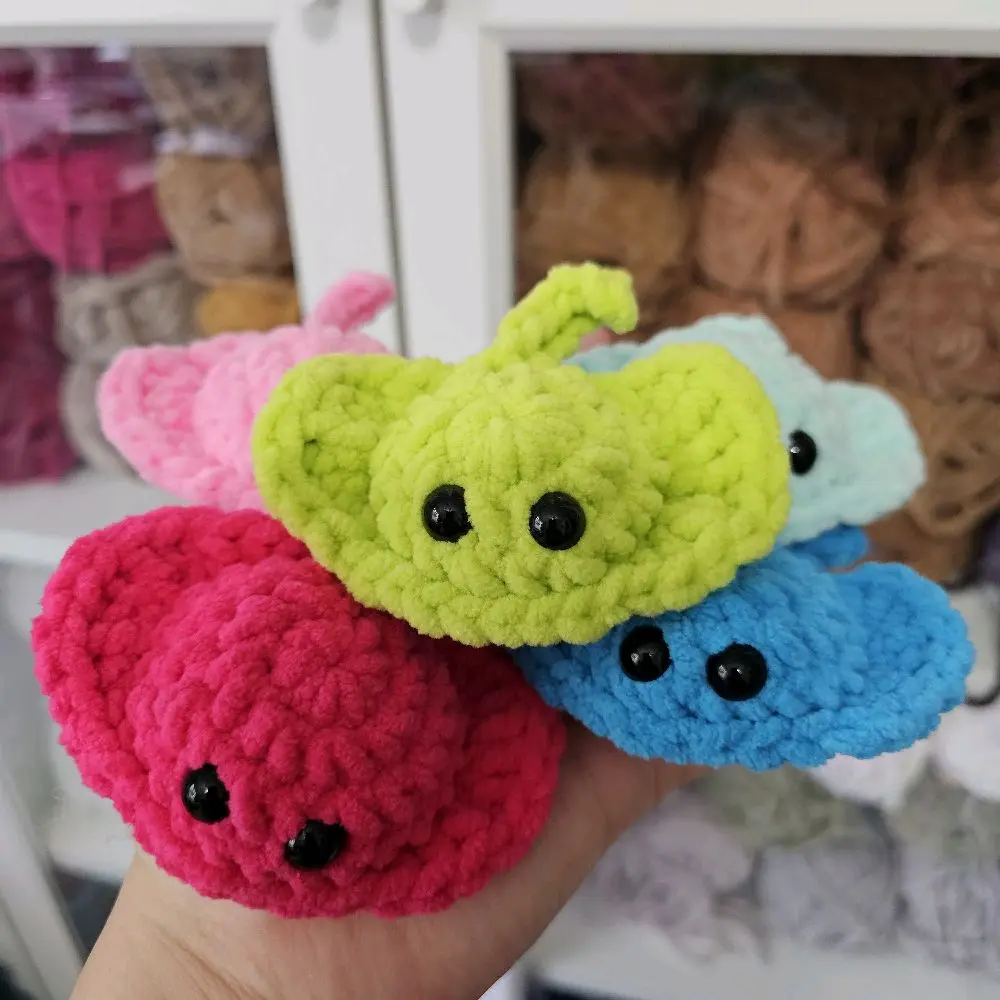Artisan-Made Crocheted Stingray Stuffed Toy - Playful Design Soft Plush Amigurumi Collectible, Ideal Gift for Kids, New
