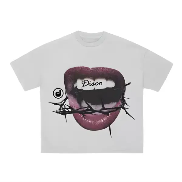 Men's Chunky Distressed Grunge Disco Lip Graphic Short-Sleeve T-Shirt - Unisex Casual Aesthetics Alternative Streetwear Top with Relaxed Baggy Cotton Drape, Shortsleeve, Oversize, Tee, Vintage Menswear Oversized, 2000S Clothing, Barbed Wire, Striking Desi