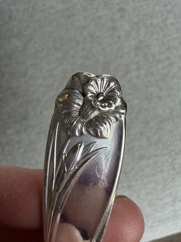 Daffodil Silverware Keychain