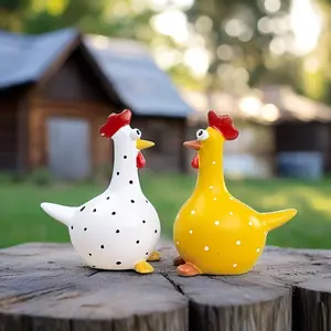 Outdoor Decorative Resin Mini Chicken Statue, Cute Creative Garden Patio Ornament, Perfect Gift for Mother's Day & Father's Day