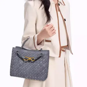 Women's Retro Matte Hand-woven Bag 2025 New Fashion Commuter Shoulder Messenger Bag