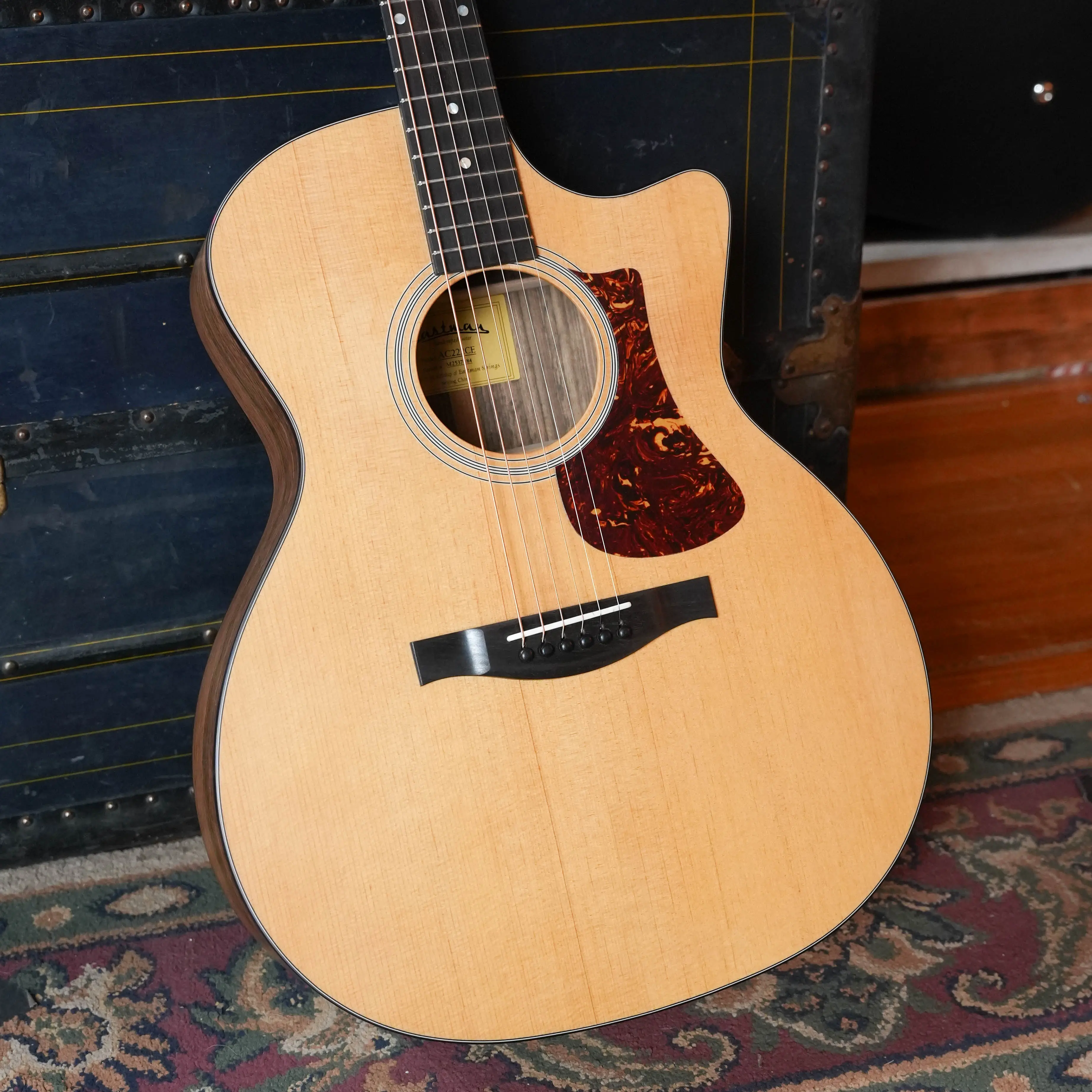 Eastman AC222CE Sitka/Ovangkol Grand Auditorium Cutaway Guitar w/Pickup #7484