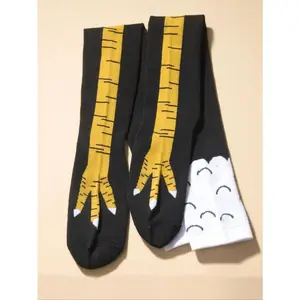 2026 New Women's 1 Pair Funny Chicken Feet Cartoon Print Socks Cute Textured Trendy Comfortable Breathable Socks for Daily Wear Casual Outfits Womenswear TikTokShop