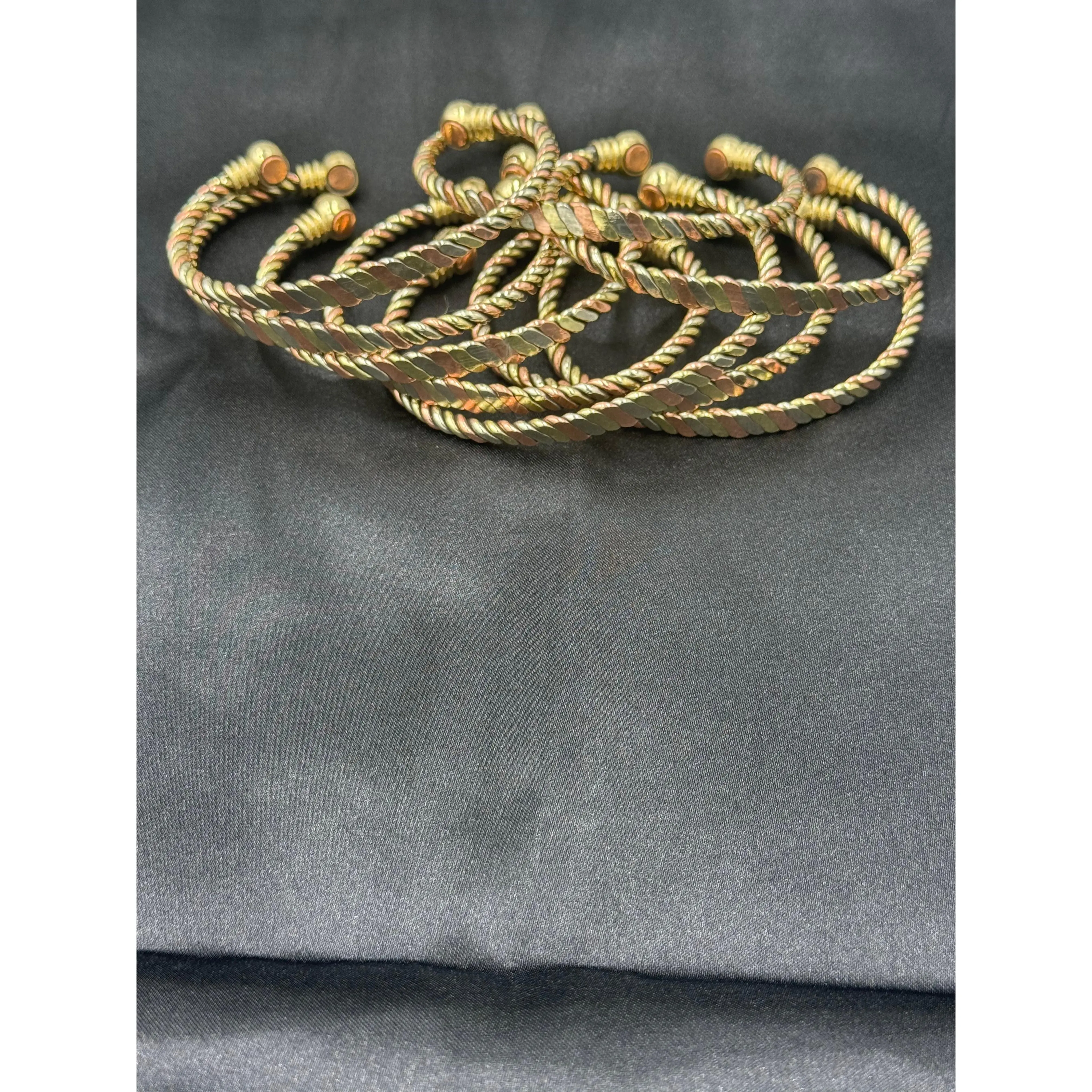 Pure Copper Bracelet, Stacking Bangle, 1 Copper Bangle, Everyday Bangle, Men Cuff, Women Bangle, Natural Healing and Spiritual Wellness