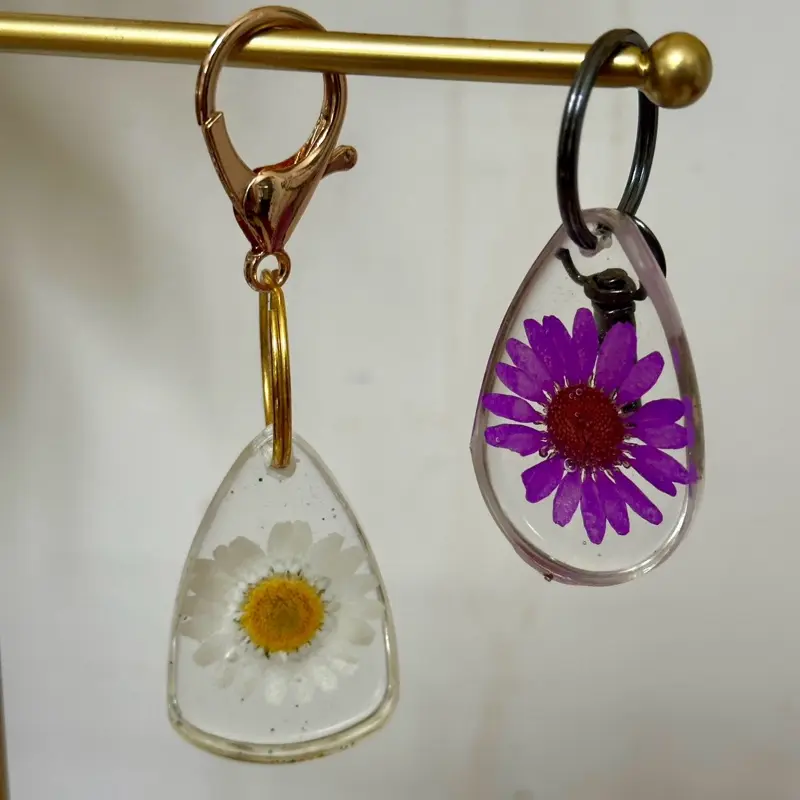 Real Pressed Flower Keychain Custom Colors Chain in Black, Silver or Gold Charms Gifts Teardrop, Circle or Teardrop Triangle Options Handcrafted in New York