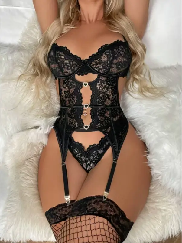 Women's 4-Pack Lingerie Set, Soft Supportive Floral Embroidered Lace Fabric with Cut Out Detail, Underwire and Heart Clasp, Soft Supportive Lingerie, Piece, Lacy, Romantic Gifts For Her, Women's Sexywear, Girly Feminine Items