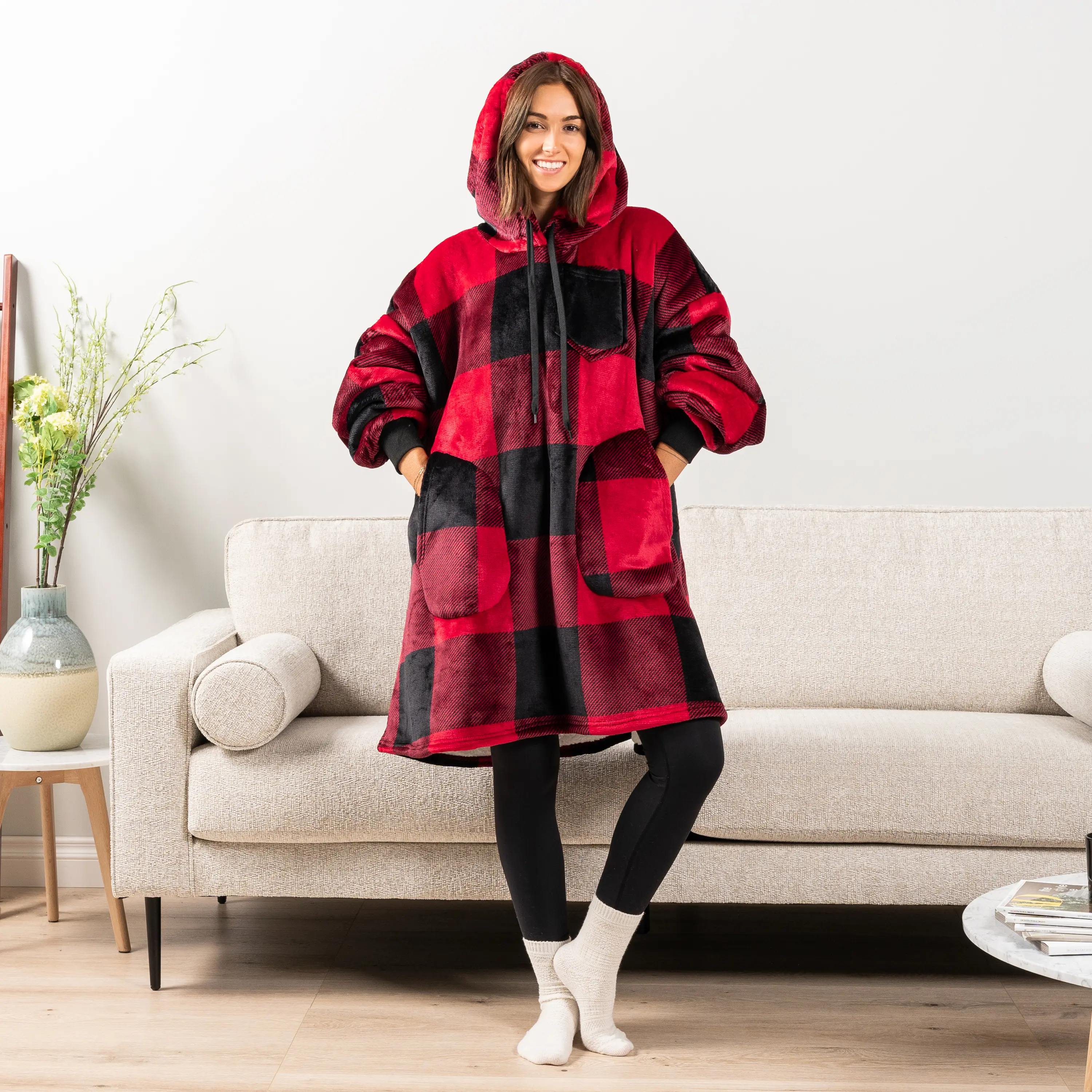 PAVILIA Blanket Hoodie for Women Grey, Sherpa Wearable Blanket Men, Cozy Oversized Sweatshirt Blanket, Warm Fleece Hooded Blanket Sweater with Sleeves and Two Big Pocket