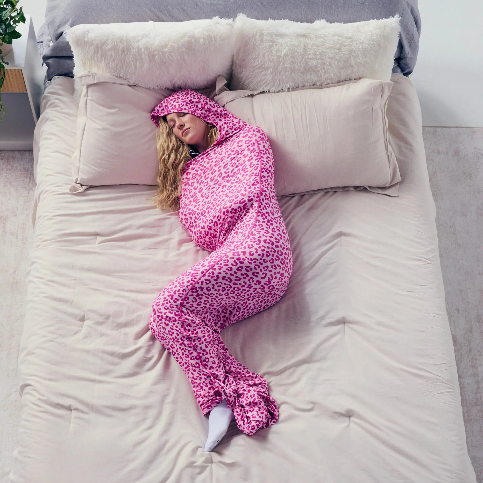 Hooded Sleep Pod