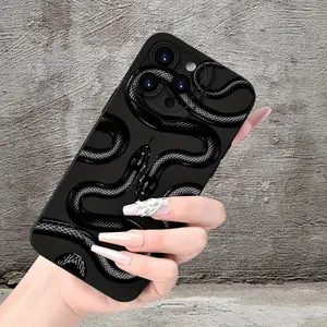 Creative Snake Pattern Design Phone Case, 1 Count Shockproof Phone Protective Cover, Phone Accessory Compatible with iPhone 16 15 14 13 12 11 Series