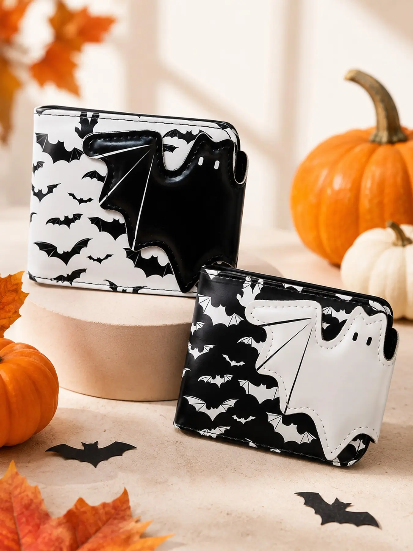 Bat Print Bi-fold Short Wallet, Unisex Gothic Halloween PU Leather Wallet, Coin Zipper, Zipper Bifold Wallet, Card Slots, Photo Slot, Fashionable Wallet, Fashion Accessory