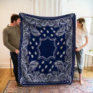 1-Piece Blue and White Paisley Jacquard Flannel Blanket - Blue Crochet Blanket, All-Season, Soft, Comfortable, Machine Washable, Ideal for Bed, Sofa, Holiday Gift, Printed Design, Blue Crochet Blankets