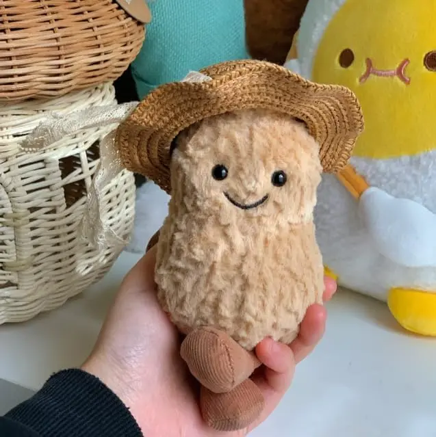 Plush Peanut Soft Toy, 5.9‘’ Peanut Plush Doll with Eyes for Children, Beige Fluffy Stuffed Doll with Feet, Cute Smiling Plush Doll Gift for Birthday and Valentine's Day