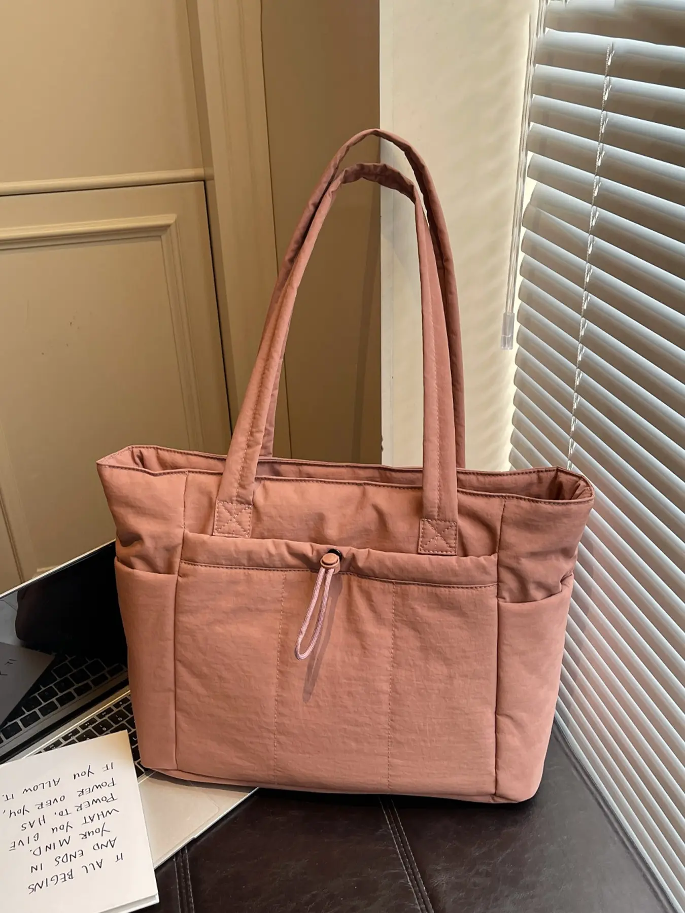 1pc Women's lightweight nylon tote bag with large capacity and multiple pockets, suitable for casual daily commuting, workplace, school, and travel, Daily commuter bag