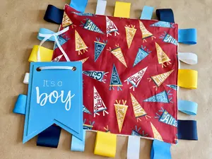 Little Champ : Tag Blanket