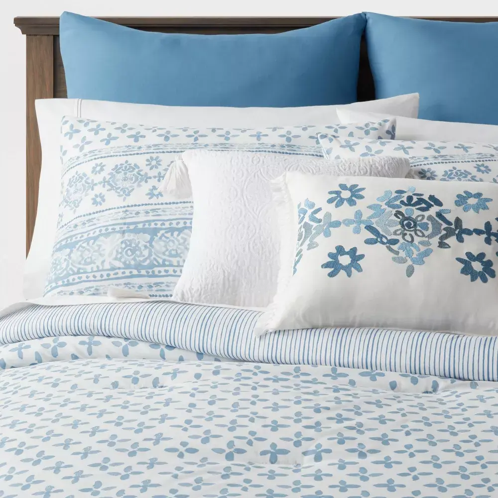8pc Queen Block Print with Border Comforter Bedding Set Light Blue - Threshold: Percale Quilted OEKO-TEX Certified